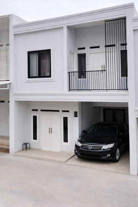 dijual rumah cluster padasuka atas