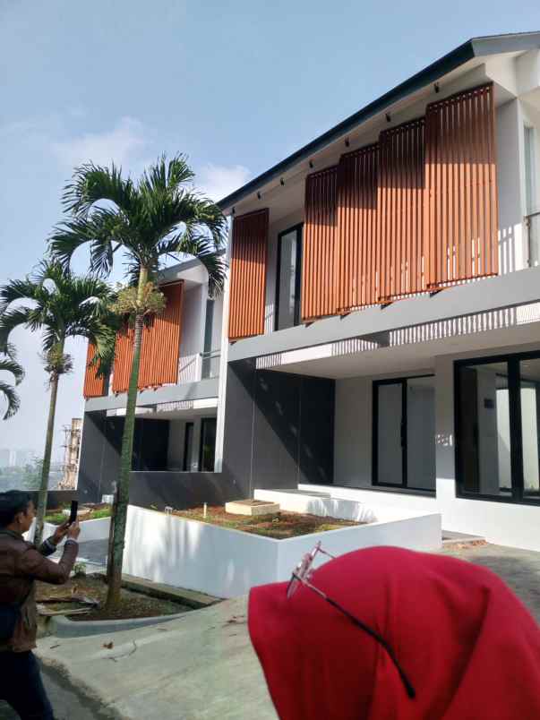 dijual rumah dago jl ir h djuanda
