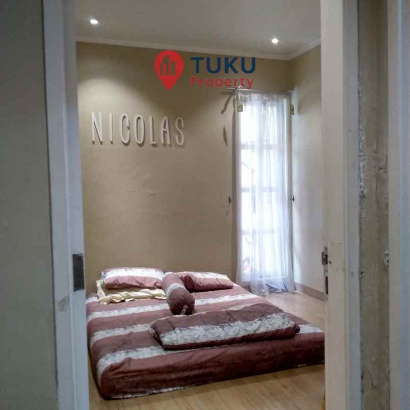 dijual rumah delatinos full furnished murah