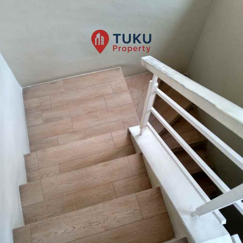 dijual rumah delatinos full furnished murah