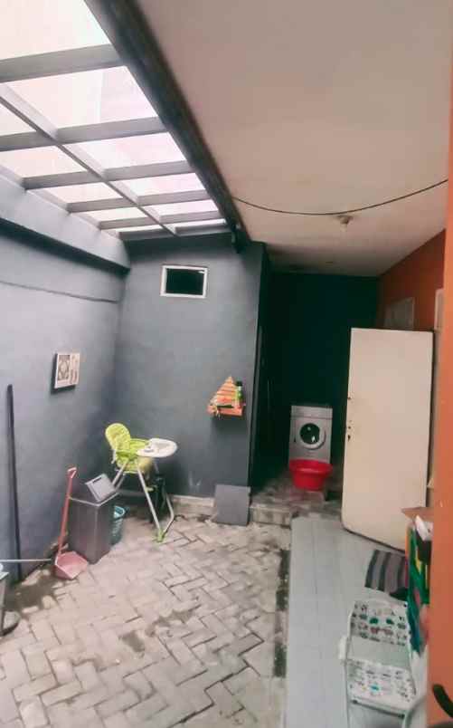 dijual rumah deltasari indah waru sidoarjo