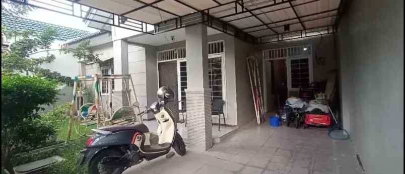 dijual rumah deltasari indah waru sidoarjo