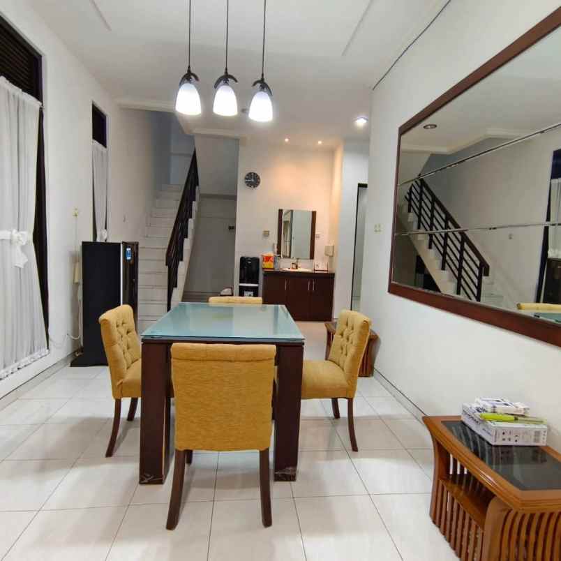 dijual rumah di peleburan semteng semarang