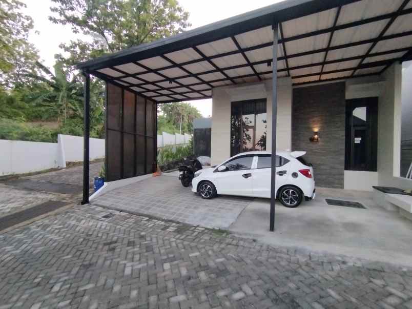dijual rumah di perumahan bale tentrem ketileng