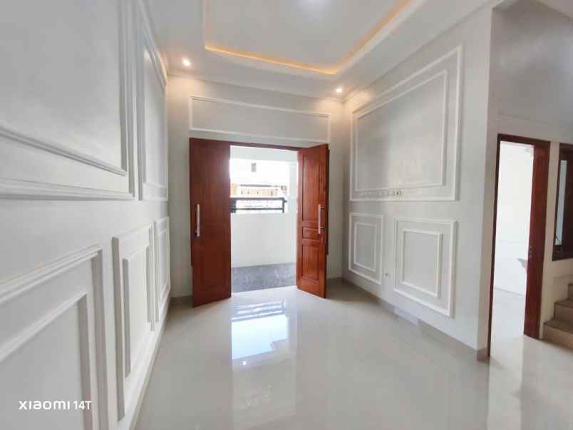 dijual rumah di purbayan gentan sukoharjo