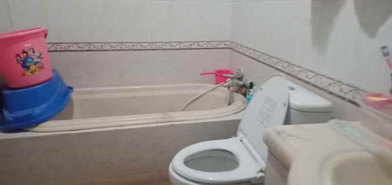 dijual rumah dr djunjunan pasteur