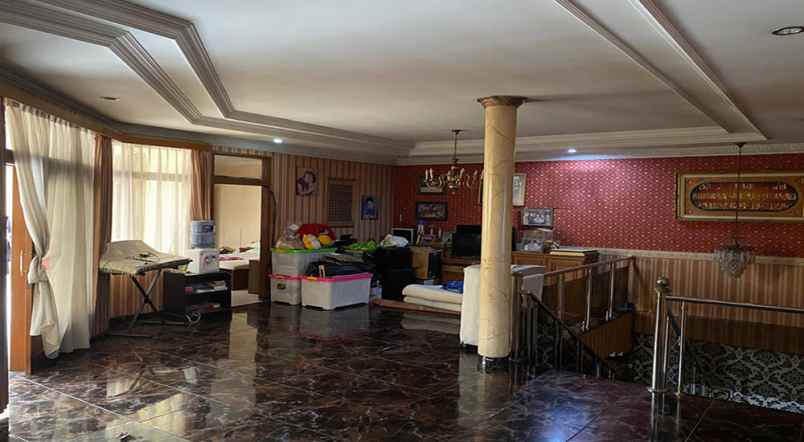 dijual rumah dr djunjunan pasteur