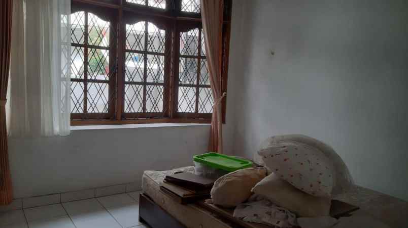 dijual rumah duren sawit klender