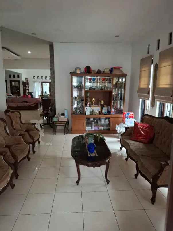 dijual rumah fatmawati