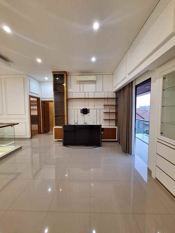 dijual rumah galaxy jaka setia bekasi