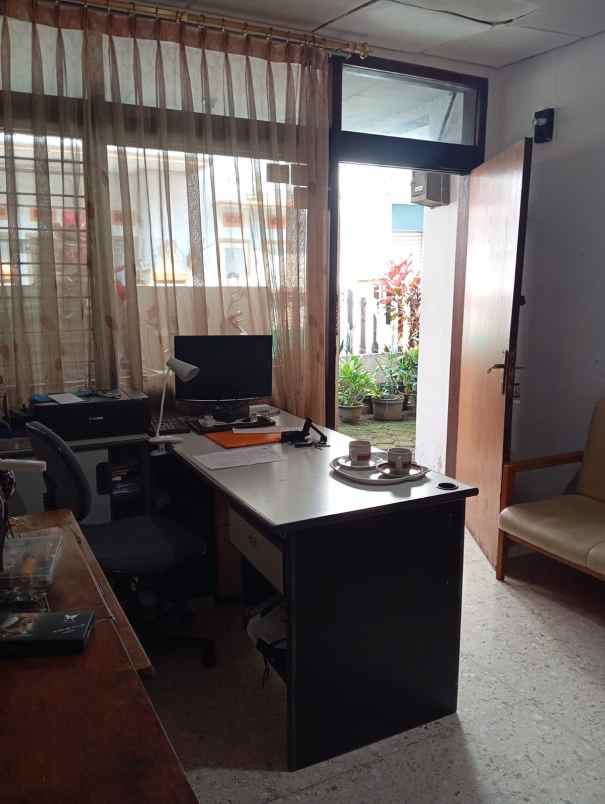 dijual rumah gang cipedes