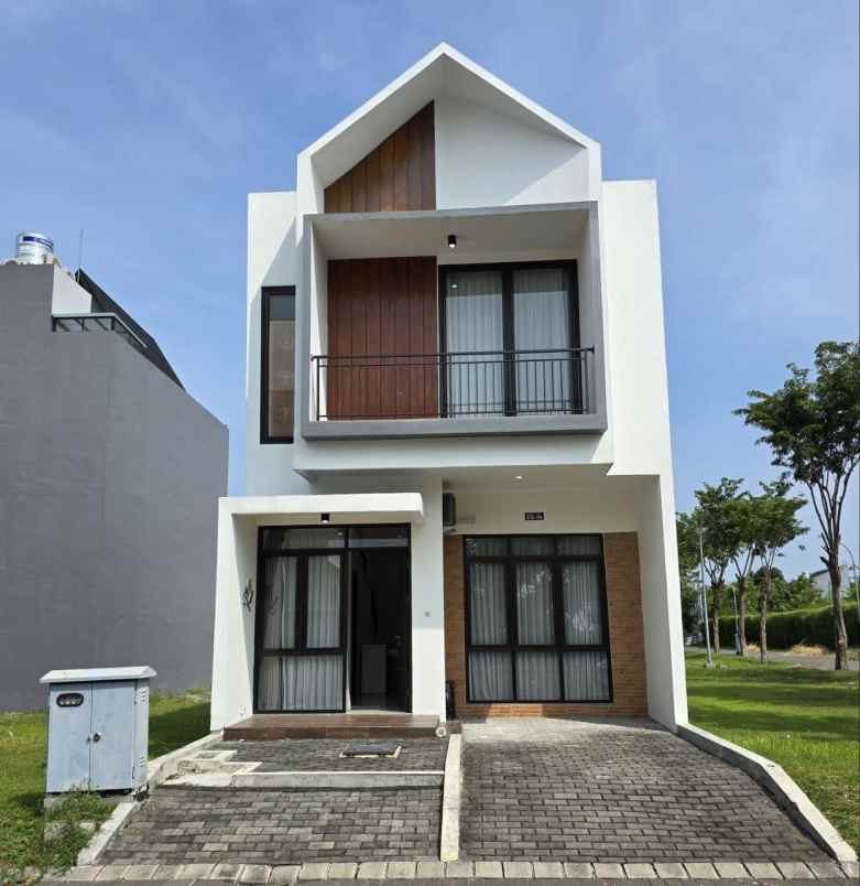 dijual rumah grand island suvadiva