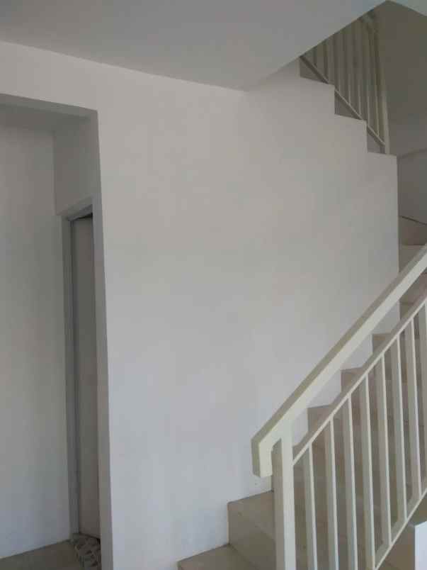 dijual rumah green florencia calla