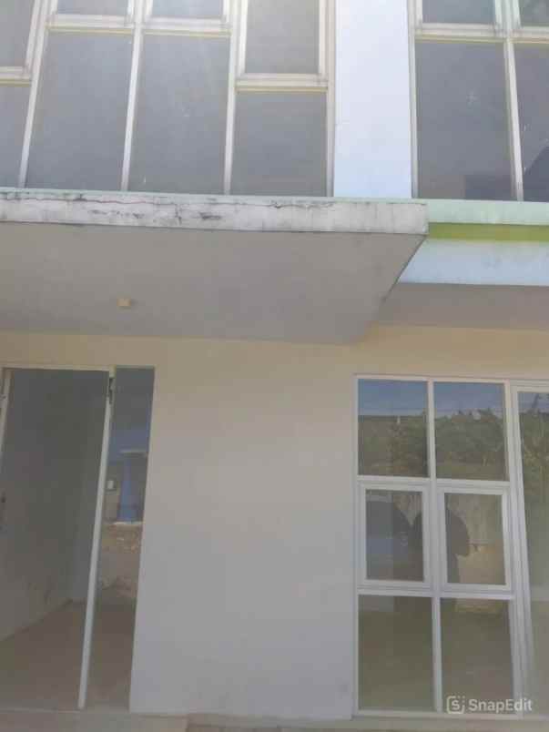 dijual rumah green florencia calla