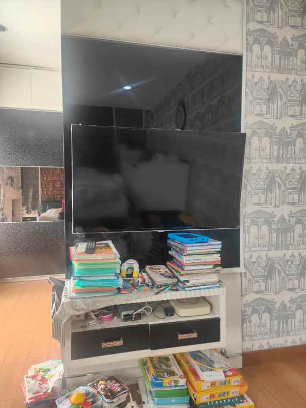 dijual rumah green lake city cluster