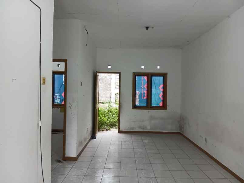 dijual rumah griya asri cahaya cipageran
