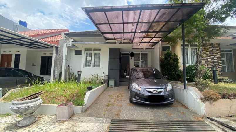 dijual rumah griya cahaya cipageran dekat awc