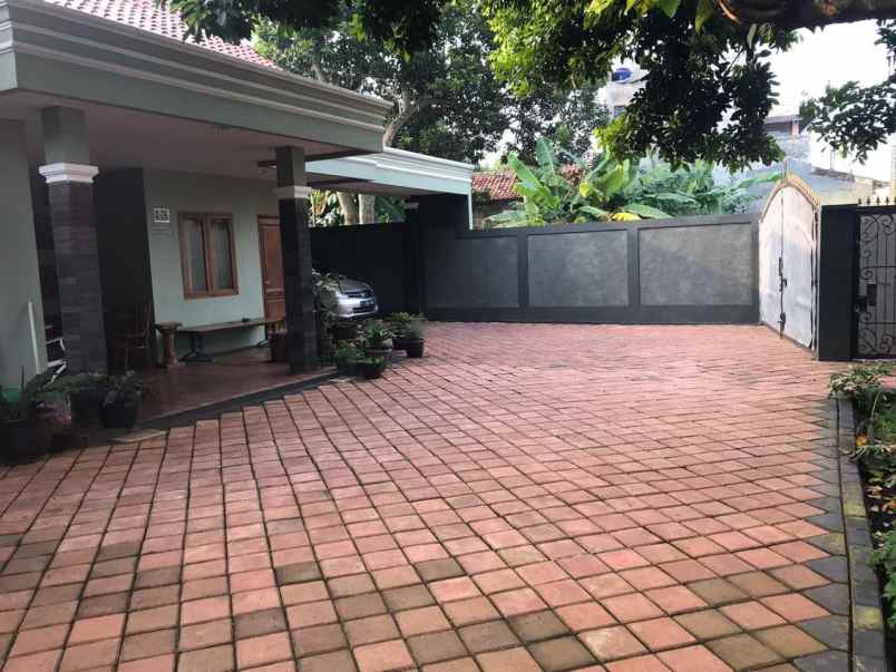 dijual rumah grogol limo