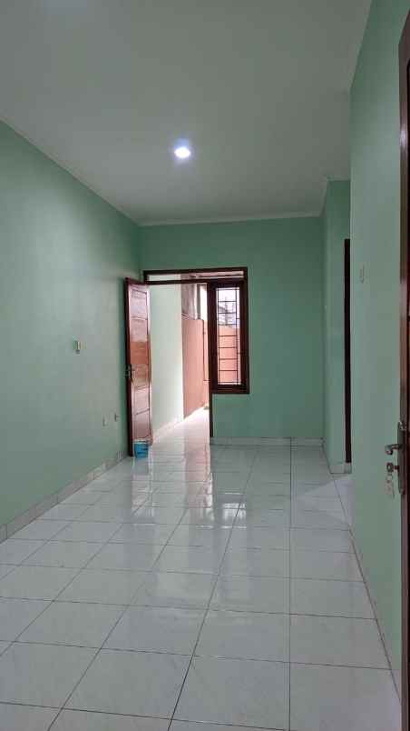 dijual rumah houkeri cisaranten kulon
