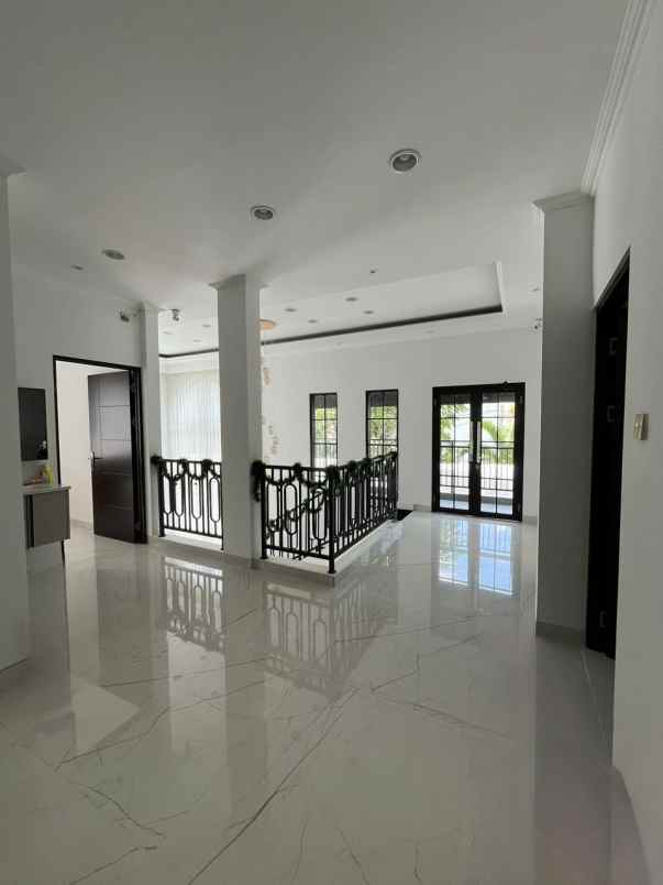 dijual rumah imperial gading sukapura