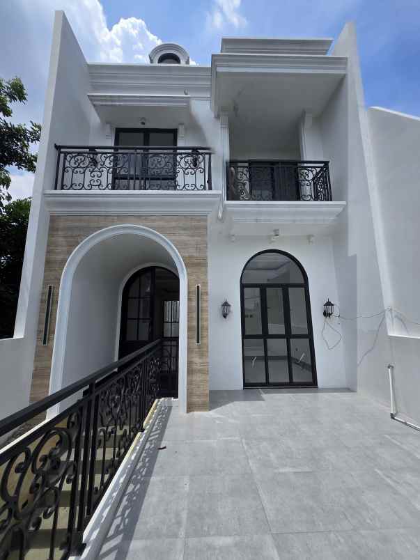 dijual rumah jagakarsa jakarta selatan