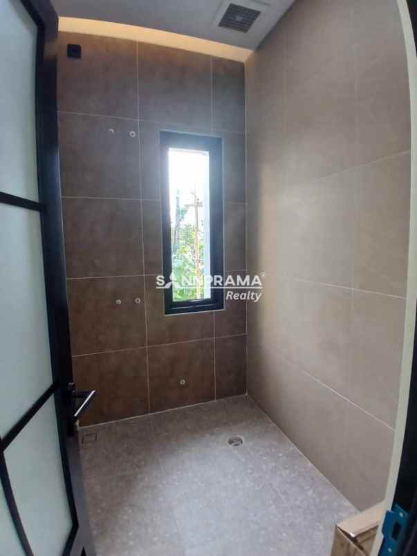 dijual rumah jagakarsa jaksel