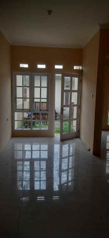 dijual rumah jalan buah dua rancaekek