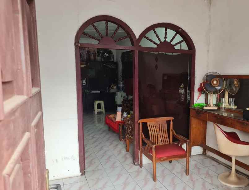 dijual rumah jalan bungur jakarta selatan