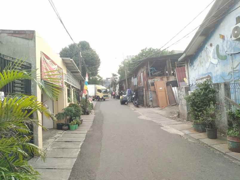dijual rumah jalan bungur jakarta selatan