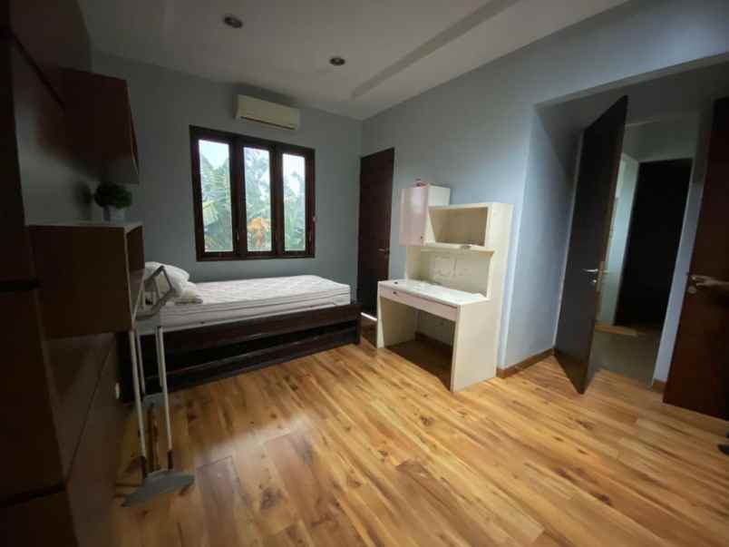 dijual rumah jalan kebagusan raya jakarta