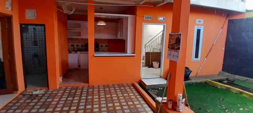 dijual rumah jalan mitra lestari iv