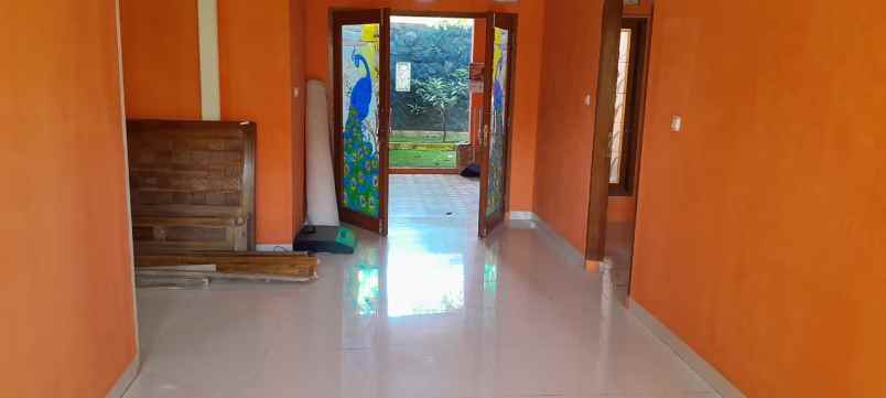 dijual rumah jalan mitra lestari iv