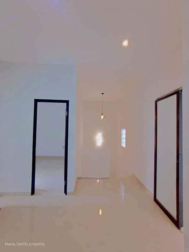 dijual rumah jalan raya beruang bintaro