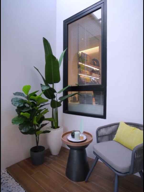 dijual rumah jalan raya sawangan bojongsari