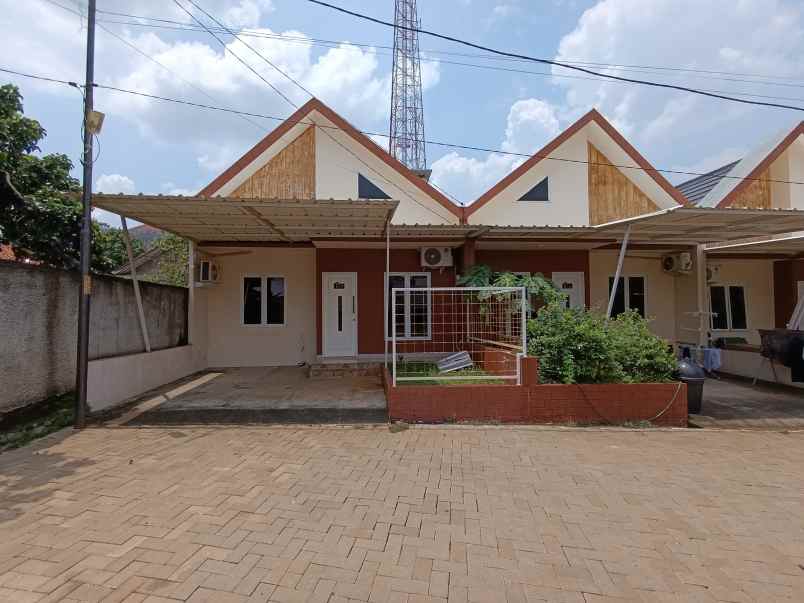 dijual rumah jalan sirojul munir pemda