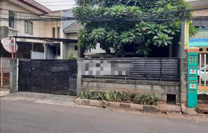 dijual rumah jalana kebagusan dalam iv