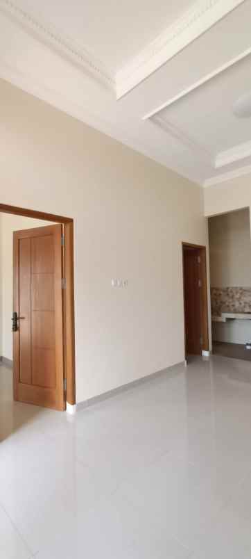 dijual rumah jatibening