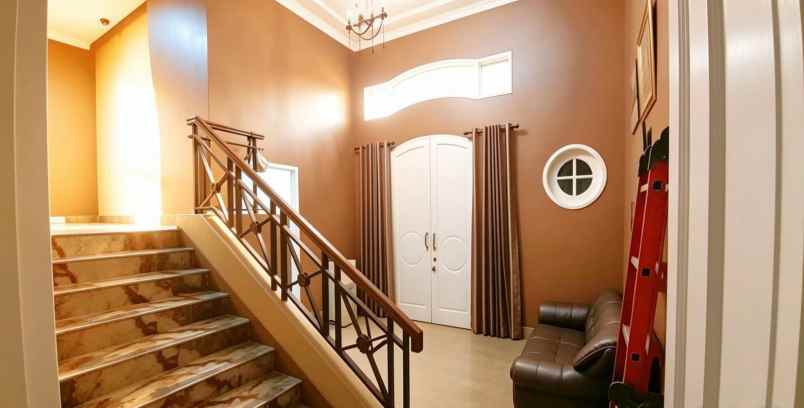 dijual rumah jatibening