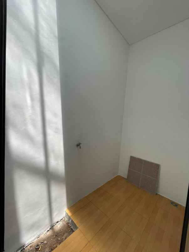 dijual rumah jatisari permai bekasi