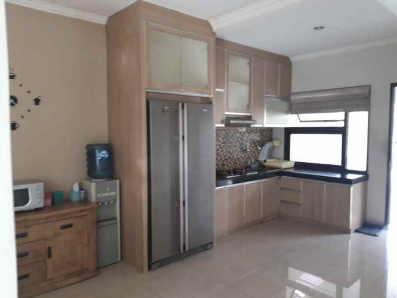 dijual rumah jl aeromodeling arcamanik