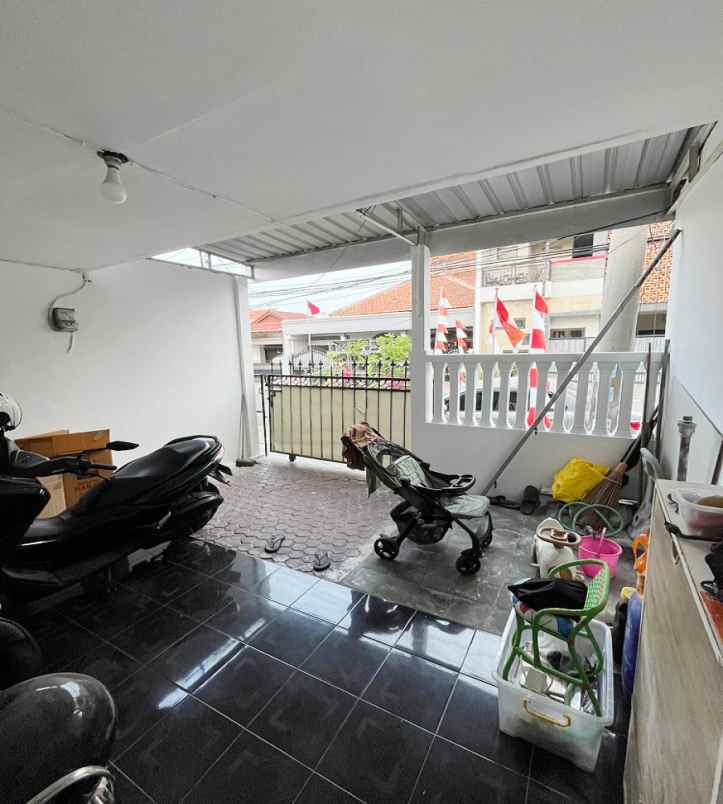 dijual rumah jl bratang gede vi e no 11