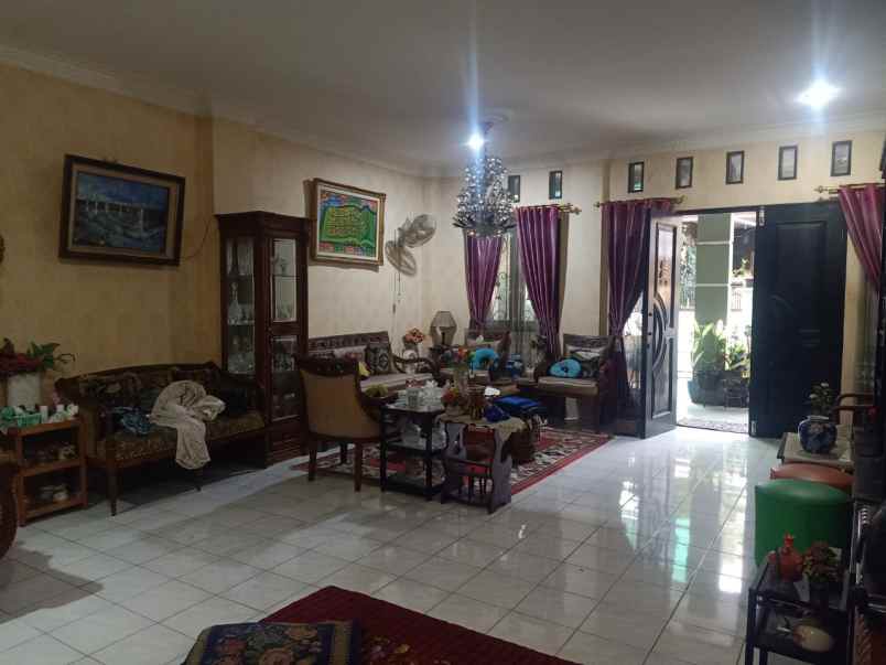 dijual rumah jl buaran raya duren sawit