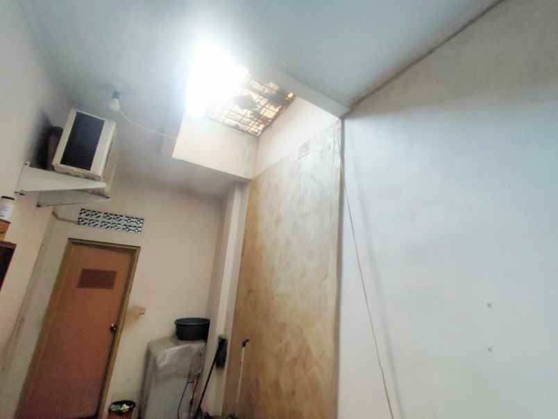 dijual rumah jl cendrawasih v blok d 16