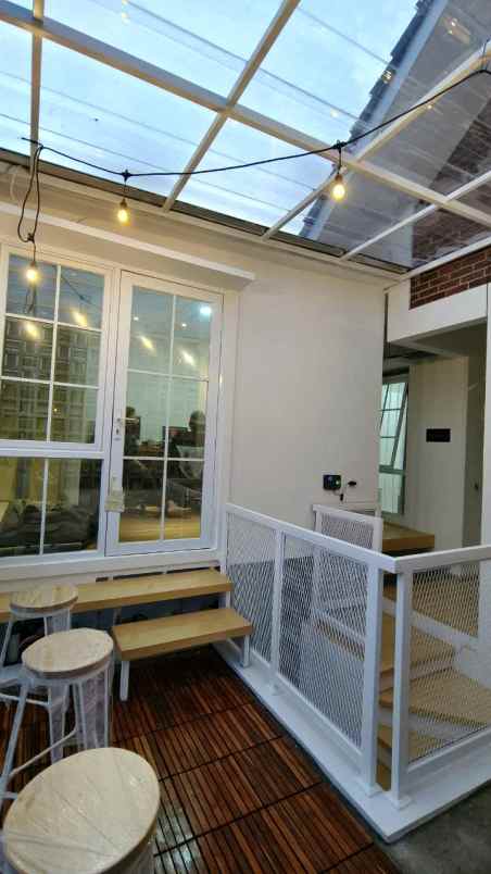 dijual rumah jl cilengkrang