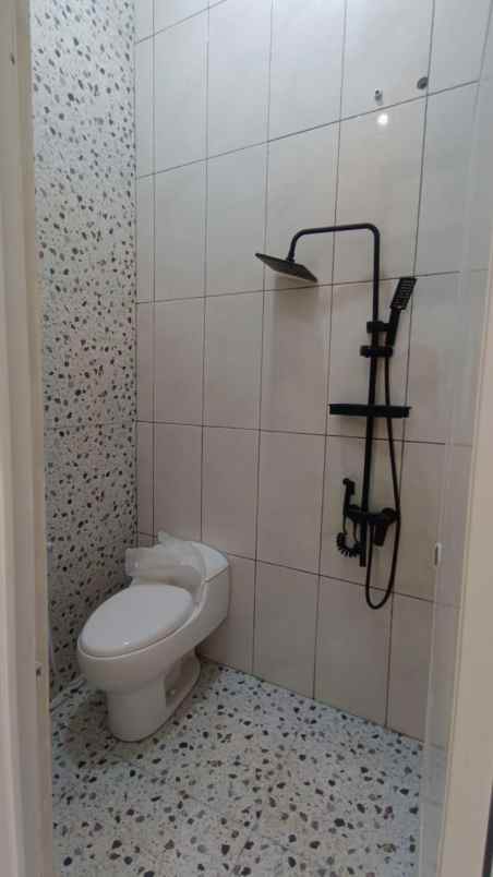 dijual rumah jl cokro negoro no 147