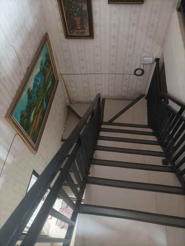 dijual rumah jl condet raya kramat jati