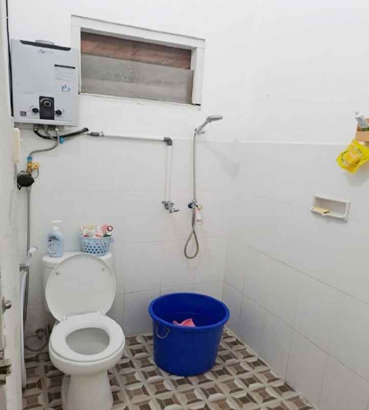 dijual rumah jl gedong songo di kaki