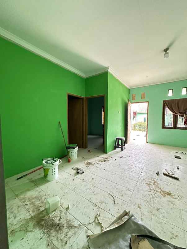 dijual rumah jl hangtuah