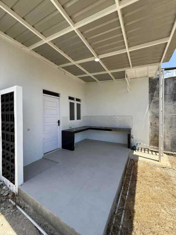 dijual rumah jl inpres