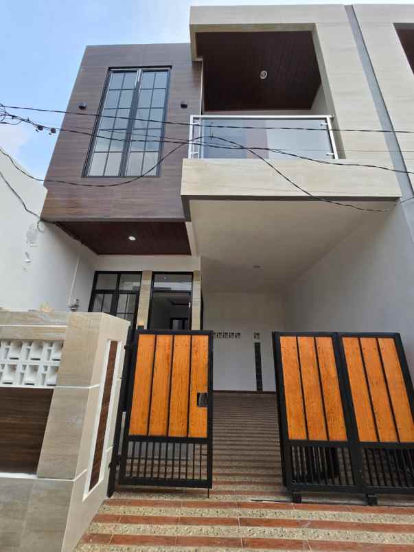 dijual rumah jl kahfi 2 jagakarsa